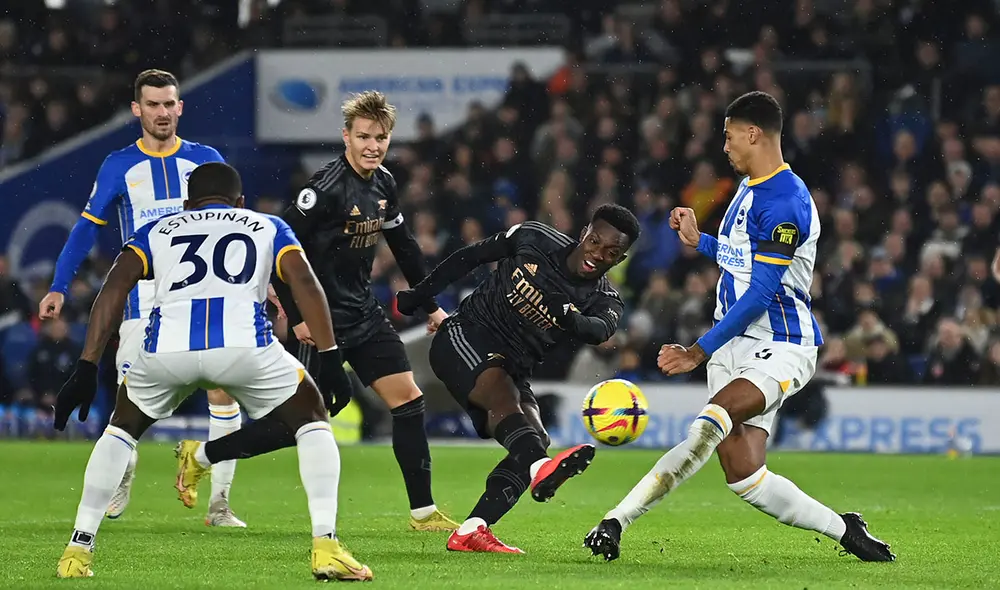 Arsenal cierra el año como líder de la tabla de Premier League 2022-23. Foto: AFP