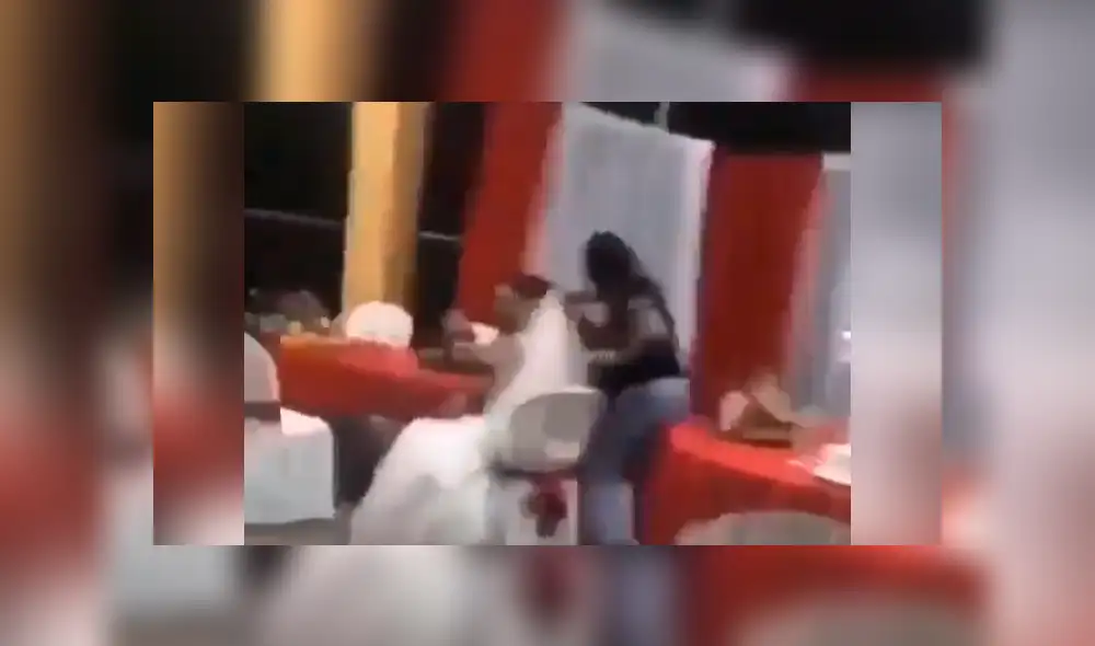 Facebook viral: joven llega a la boda de su exenamorado y su acción deja perplejos a todos [VIDEO]