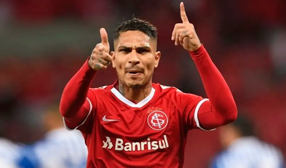 Paolo Guerrero en el once ideal del Brasileirao