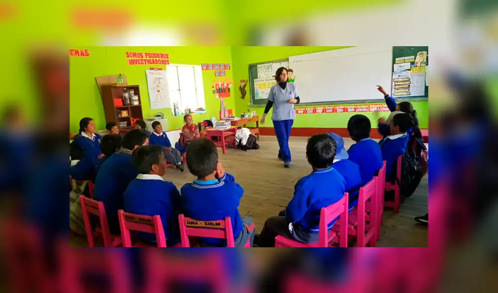 Psicóloga brinda información sobre salud sexual a niños y niñas del Vraem. Foto: Archivo Psicóloga brinda información sobre salud sexual a niños y niñas del Vraem. Foto: Archivo