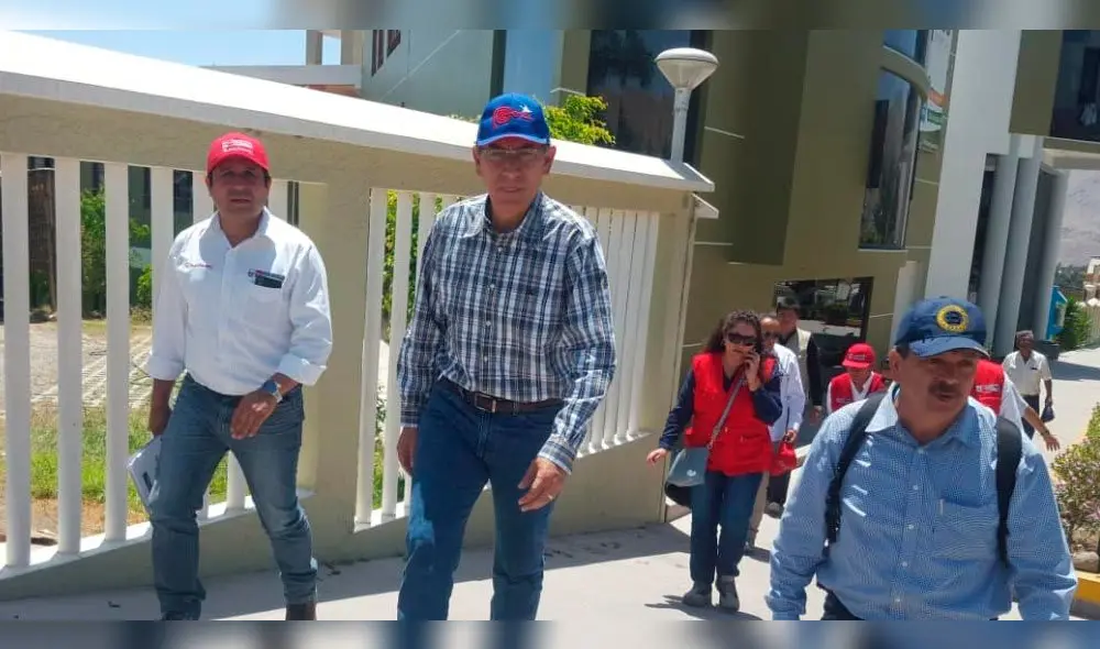 Presidente Vizcarra se pronunció sobre Tía María, en su visita a la región de Moquegua. Presidente Vizcarra se pronunció sobre Tía María, en su visita a la región de Moquegua.