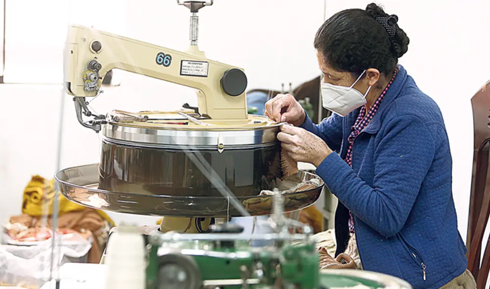 Baja demanda. Microempresarios no logran reactivarse por el bajo consumo en el mercado. (Foto: Marco Cotrina) Baja demanda. Microempresarios no logran reactivarse por el bajo consumo en el mercado. (Foto: Marco Cotrina)