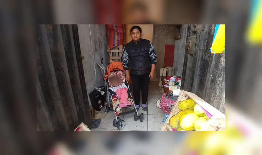 Mujer trabaja en un puesto de venta de frutas. Todos los días se levanta a las 3:00 a.m. y gana 20 soles diarios. (Foto: Grace Mora / La República) Mujer trabaja en un puesto de venta de frutas. Todos los días se levanta a las 3:00 a.m. y gana 20 soles diarios. (Foto: Grace Mora / La República)