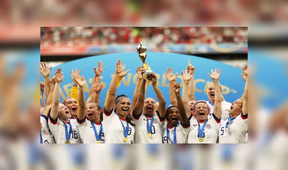 Estados Unidos: selección femenina de fútbol exige compensación por discriminación de género Estados Unidos: selección femenina de fútbol exige compensación por discriminación de género