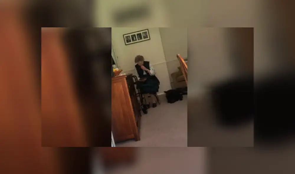 Desliza las imágenes para conocer la reacción de una anciana al recibir un regalo especial de su nieta. Desliza las imágenes para conocer la reacción de una anciana al recibir un regalo especial de su nieta.