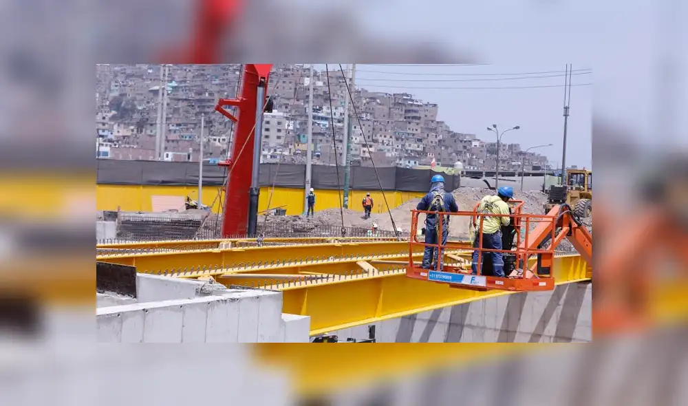 MML inicia montaje de vigas estructurales de puente Circunvalación-Arriola