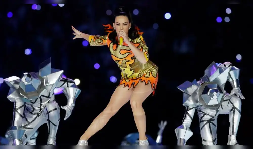 Taylor Swift incluye colaboración con Selena Gomez y Katy Perry en “Lover” Taylor Swift incluye colaboración con Selena Gomez y Katy Perry en “Lover”