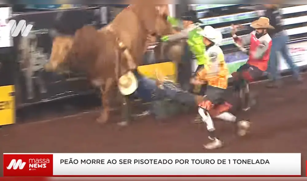 Youtube: El preciso momento en que un jinete muere pisado por un toro [VIDEO]
