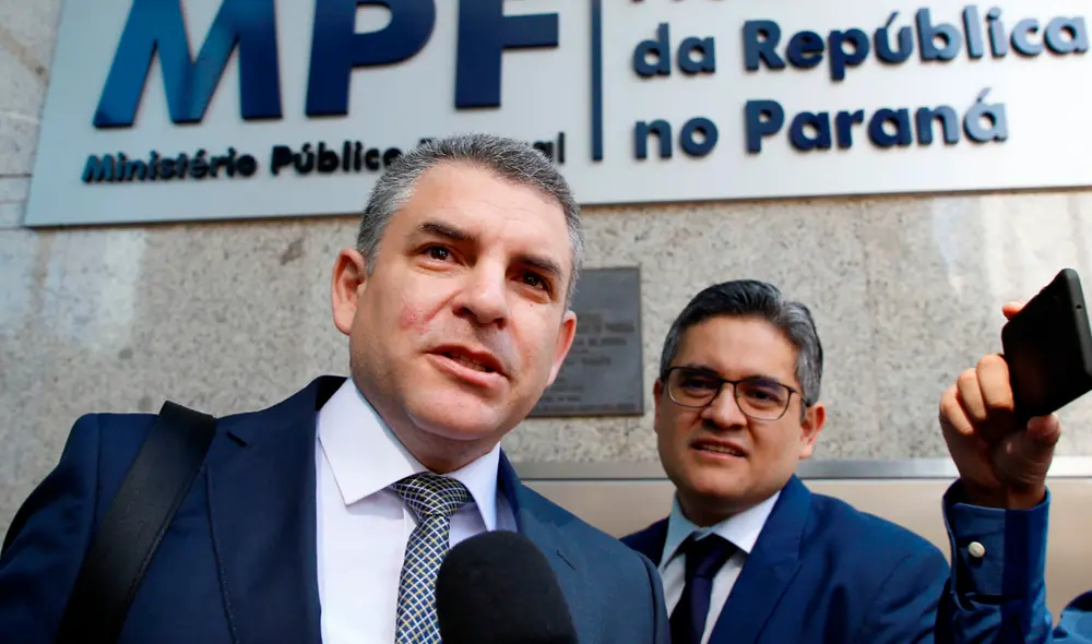 Rafael Vela y José Domingo Pére, coordinador y fiscal del Equipo Especial Lava Jato, respectivamente. Foto: EFE.