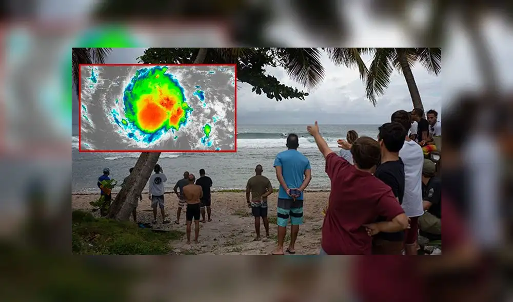 En Puerto Rico un grupo de personas ya empezó a llegar a los centros de refugio ante la alerta. Foto: AFP