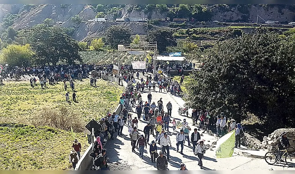 pase libre. Unidades podrán transitar por carretera Binacional ante tregua de agricultores. Este jueves vencerá la liberación de la carretera. pase libre. Unidades podrán transitar por carretera Binacional ante tregua de agricultores. Este jueves vencerá la liberación de la carretera.