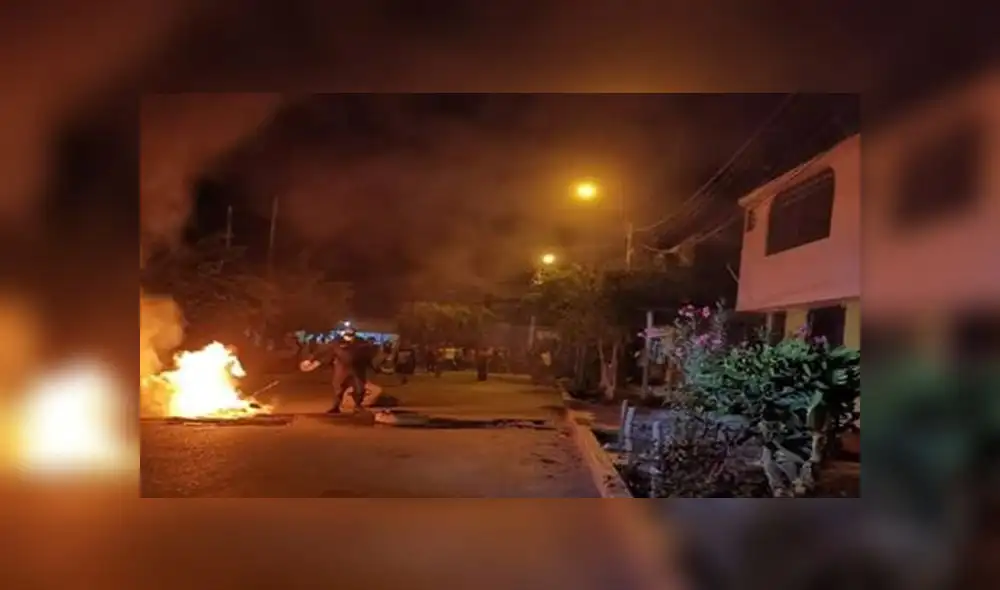 Queman llantas en Ica por rumor de albergue en distrito de Salas.