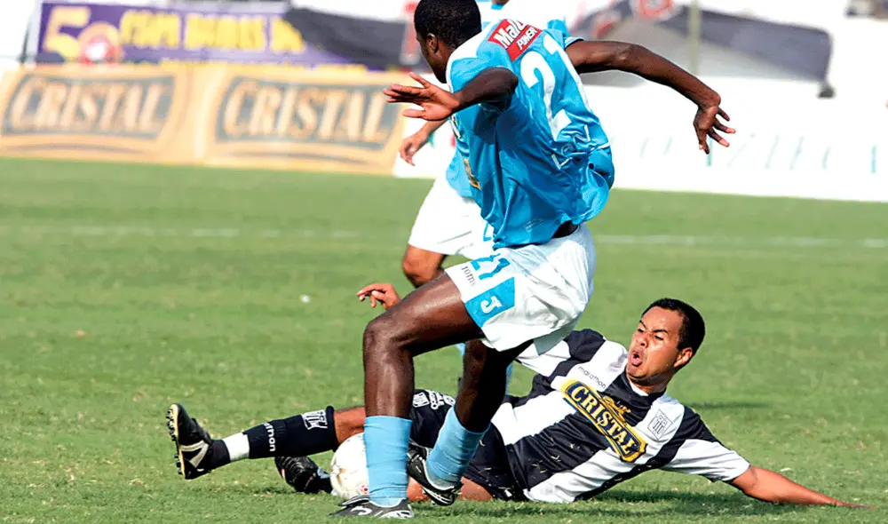 Alianza Lima pudo salvar la categoría ante Cristal en el 2008. Foto: Archivo GLR Alianza Lima pudo salvar la categoría ante Cristal en el 2008. Foto: Archivo GLR