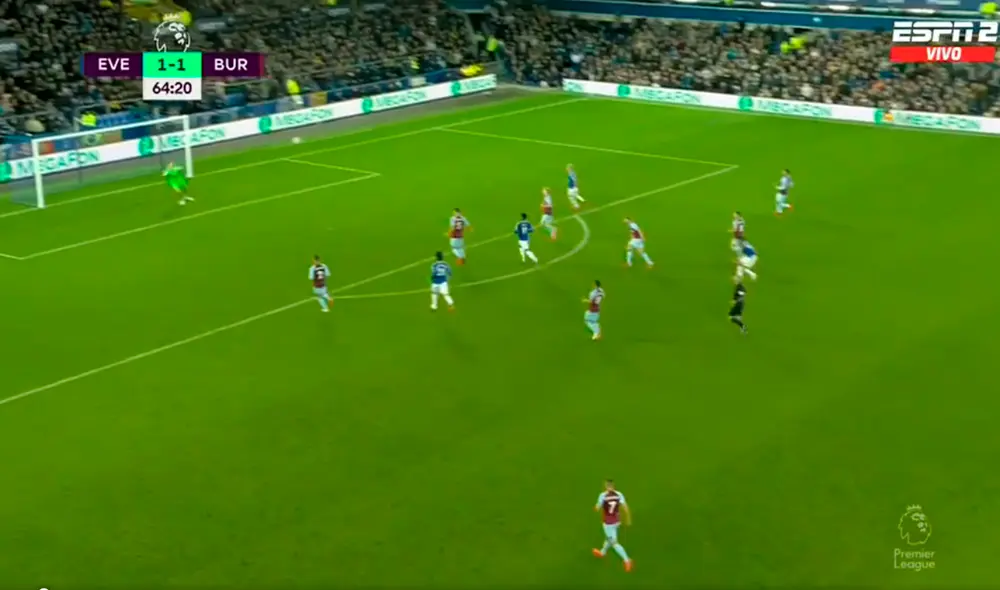 Andros Townsend convirtió el 2-1 transitorio del Everton ante el Burnley. Foto: captura ESPN