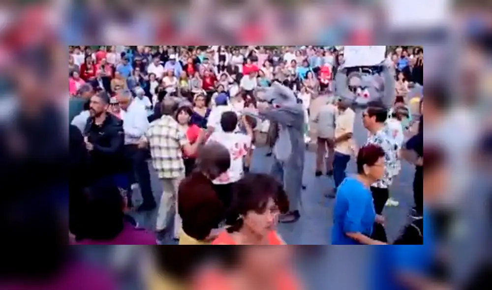 Facebook: "ratas" acudieron a la embajada de Uruguay para pedir "asilo" al igual que Alan García [VIDEO]