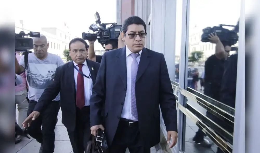 Fiscal  Reynaldo Abia  dirige la reconstrucción del ingreso ilegal a oficinas del Ministerio Público [FOTOS]