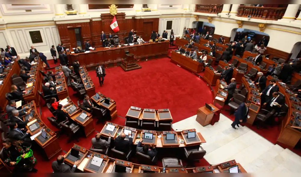 Referéndum: Congreso aprueba las 4 reformas y convoca a consulta popular