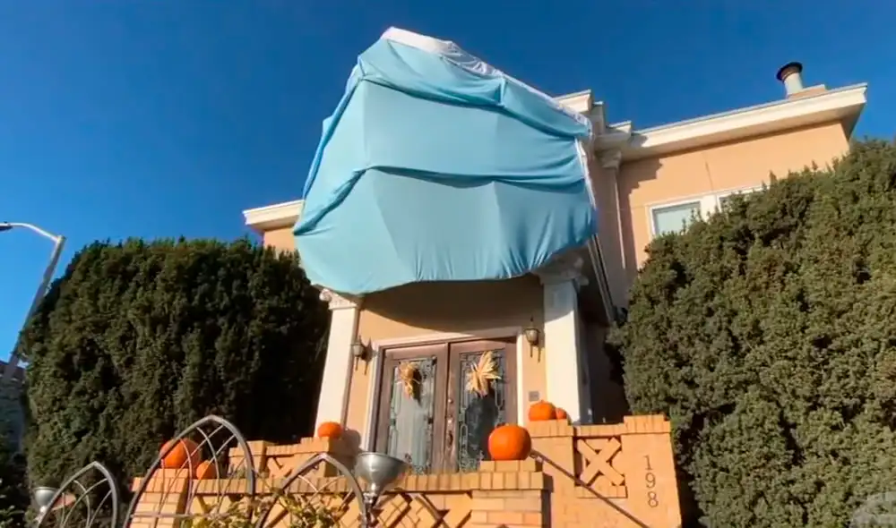 La peculiar idea también sirve para concientizar a las personas a usar este objeto. Foto: ABC7 News Bay Area / YouTube La peculiar idea también sirve para concientizar a las personas a usar este objeto. Foto: ABC7 News Bay Area / YouTube