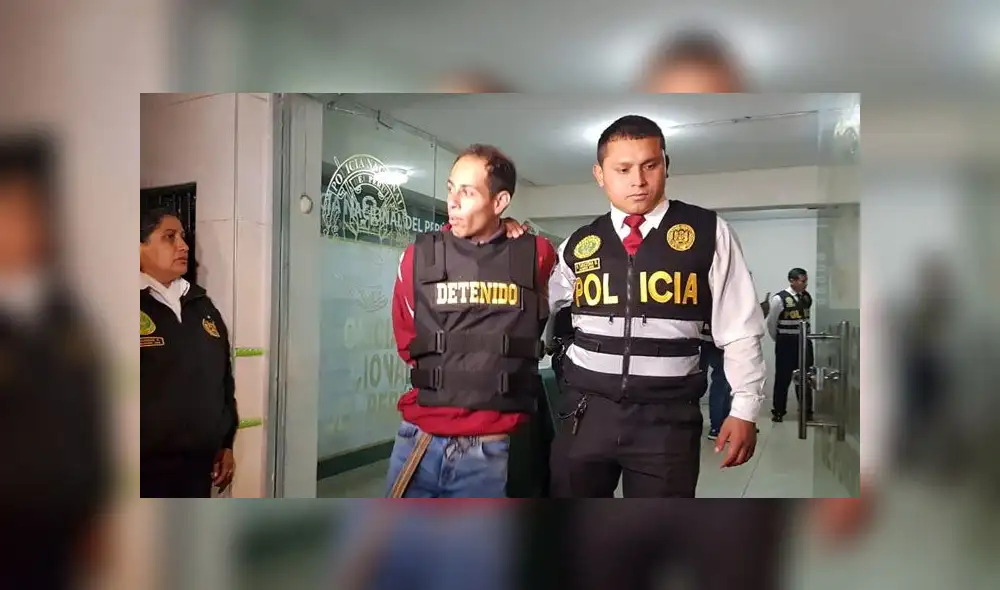 Delincuentes circulaban cerca al centro financiero de Fiori con actitud sospechosa y al negarse a identificarse, la PNP procedió a intervenirlos (Foto: Christian Moreno / Grupo La República) Delincuentes circulaban cerca al centro financiero de Fiori con actitud sospechosa y al negarse a identificarse, la PNP procedió a intervenirlos (Foto: Christian Moreno / Grupo La República)