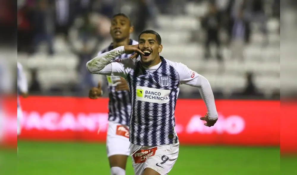 Festejo. Balboa anotó su primer gol con camiseta íntima. Festejo. Balboa anotó su primer gol con camiseta íntima.