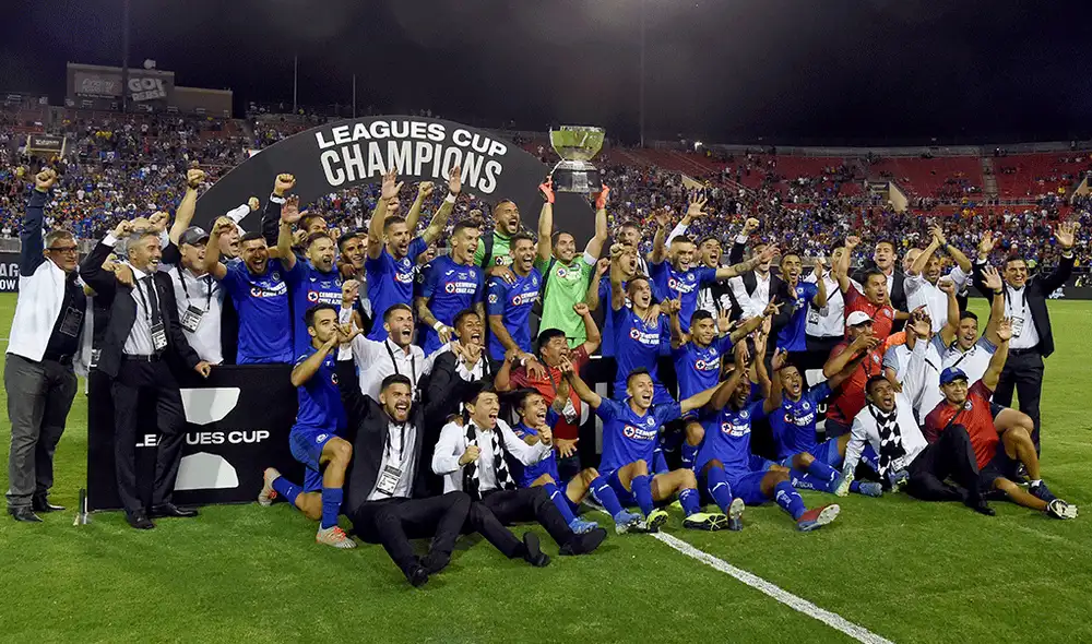 Yoshimar Yotún fue provocado por Nahuel Guzmán durante el Cruz Azul vs. Tigres, pero el peruano terminó anotando un golazo. | Foto: AFP Yoshimar Yotún fue provocado por Nahuel Guzmán durante el Cruz Azul vs. Tigres, pero el peruano terminó anotando un golazo. | Foto: AFP