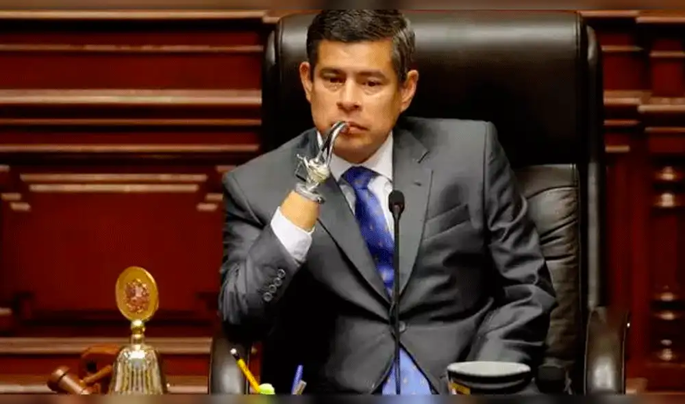 Bancadas presentaron moción de censura contra Luis Galarreta