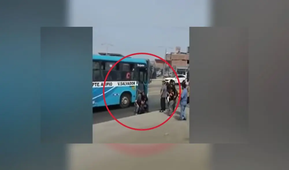 VES: pasajeros capturan y golpean a delincuentes que intentaron asaltarlos VES: pasajeros capturan y golpean a delincuentes que intentaron asaltarlos