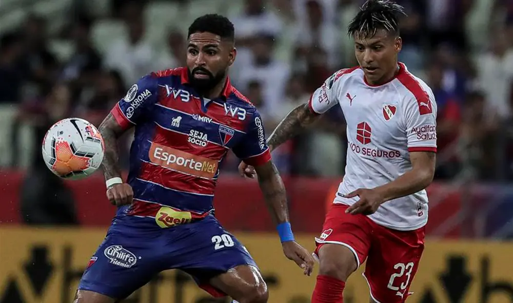 Fortaleza estuvo a punto de hacer historia, pero los minutos finales le jugaron una mala pasada. Foto: EFE. Fortaleza estuvo a punto de hacer historia, pero los minutos finales le jugaron una mala pasada. Foto: EFE.