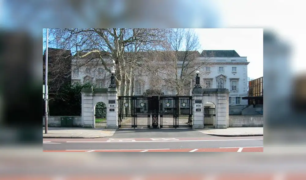 Hombre se hace pasar por su esposa para fingir su muerte y reclamar el pago de USD 1 millón Hombre se hace pasar por su esposa para fingir su muerte y reclamar el pago de USD 1 millón