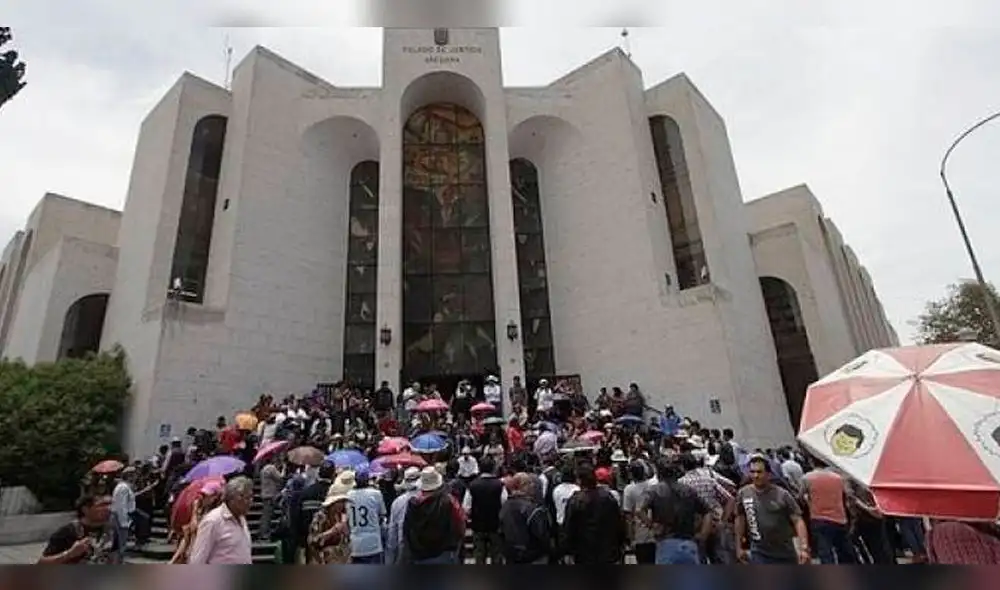 Suspenderán mil audiencias en Arequipa a causa de huelga indefinida en Poder Judicial. Suspenderán mil audiencias en Arequipa a causa de huelga indefinida en Poder Judicial.