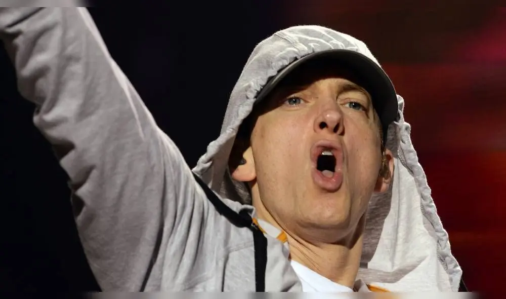 El rapero cumplió 12 años alejado de las drogas y mostró la medalla que ganó por su esfuerzo. (Foto: AFP)