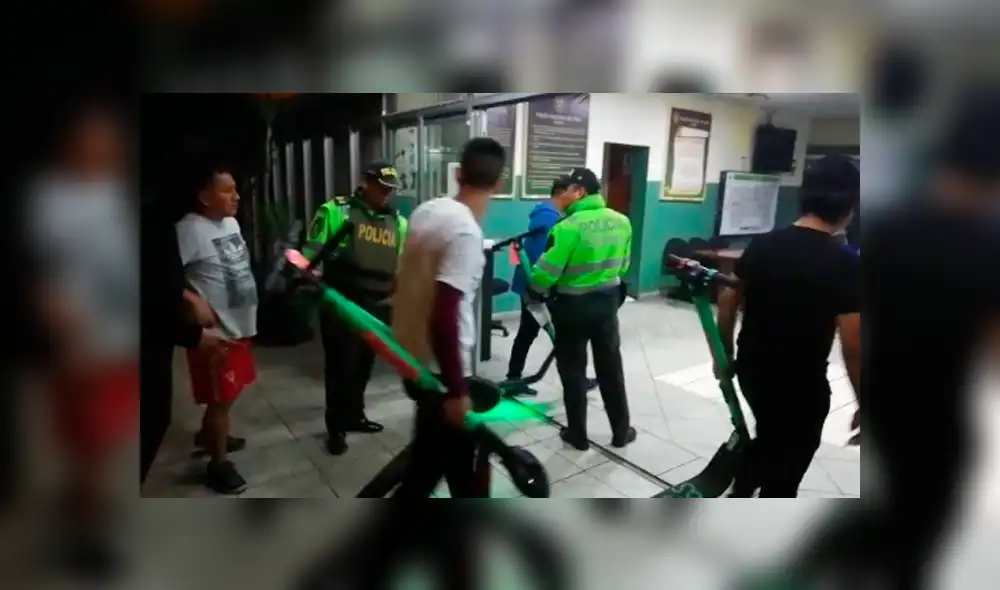 Recicladores fueron sorprendidos cuando intentaban llevarse cuatro scooters eléctricos [VIDEO] 
