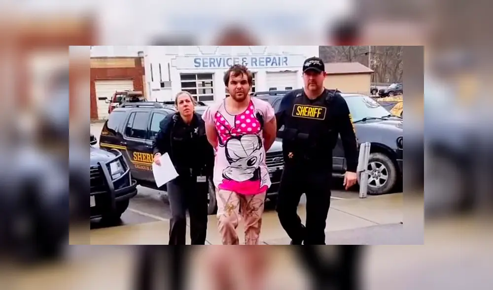 El padre de la bebé ya había intentado asfixiarla hasta en cuatro oportunidades anteriores. (Captura: Daily Mail)