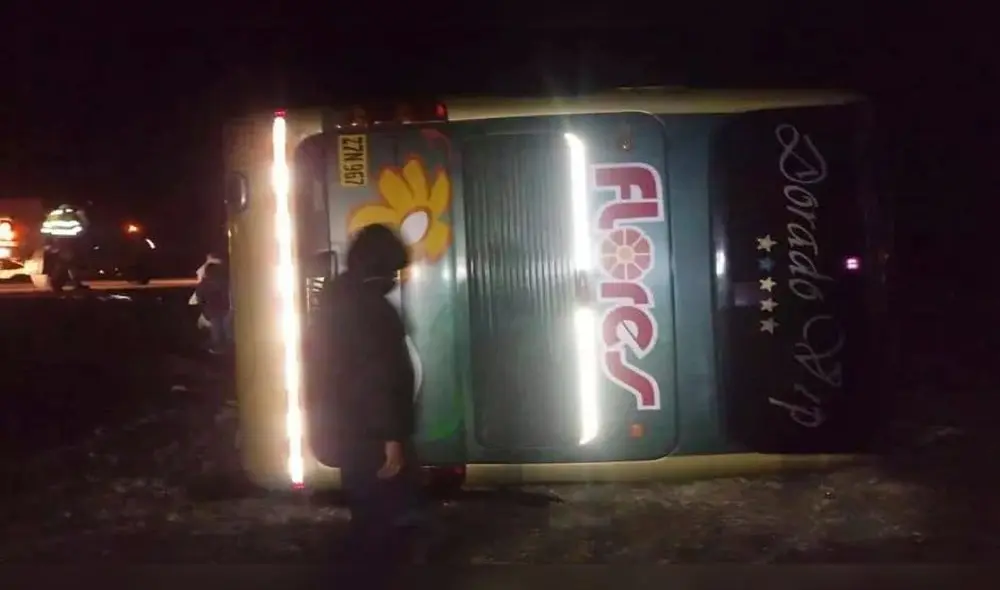 Arequipa: Bus interprovincial se despista con 38 pasajeros a bordo Arequipa: Bus interprovincial se despista con 38 pasajeros a bordo