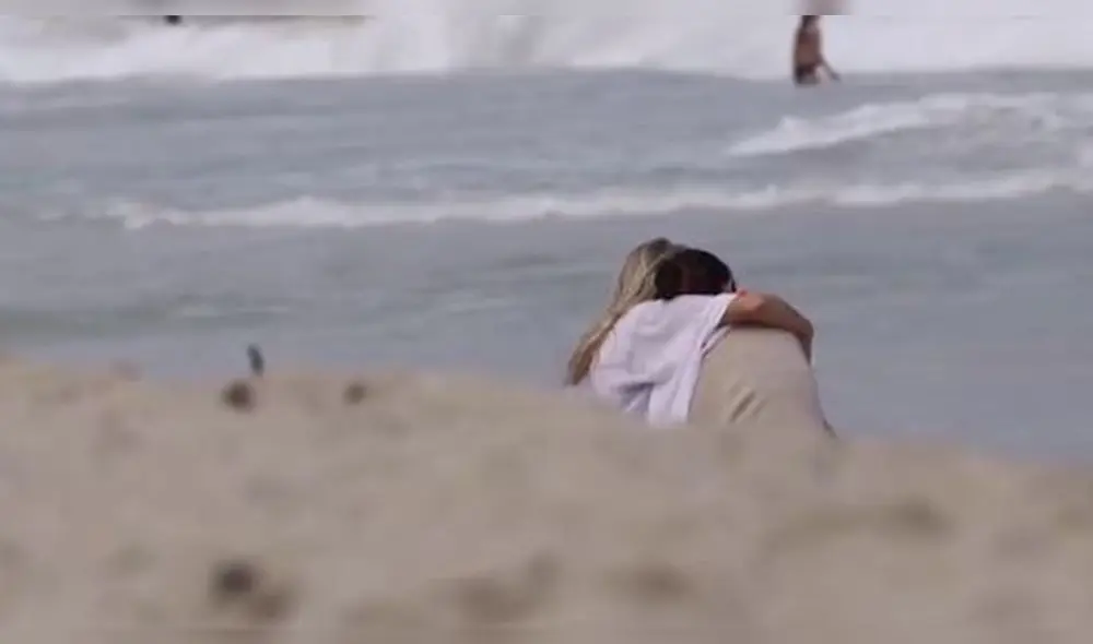 La cantante fue atacada por un animal marino durante sus vacaciones en Hawai