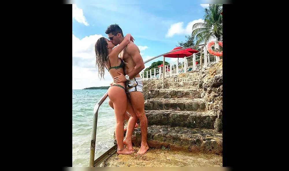 Los 10 ‘bikinazos’ de Flavia Laos junto a Patricio Parodi [FOTOS]