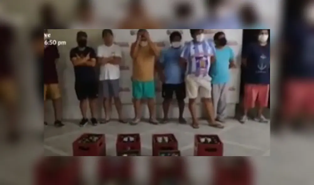 Personas con cajas de cerveza. Créditos: Captura América. Personas con cajas de cerveza. Créditos: Captura América.