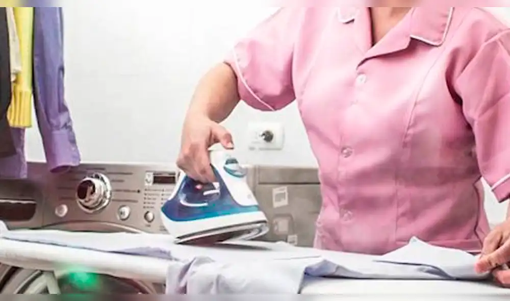 Mujeres dedican 24 horas más de trabajo doméstico que los varones en la semana 