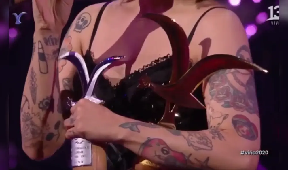 Mon Laferte donará sus Gaviotas.