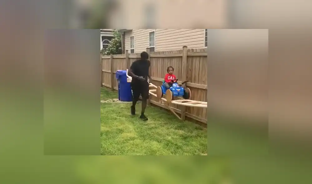 A través de YouTube se hizo viral el tierno gesto que tuvo un abuelo con su nieto.