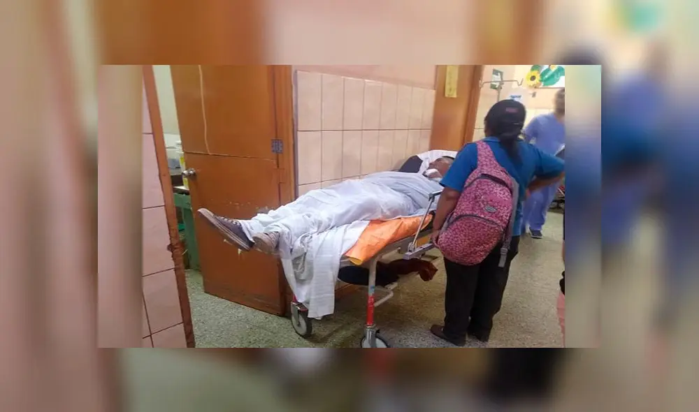 Víctima tubo que ser trasladada al hospital Honorio Delgado por los golpes que recibió. Víctima tubo que ser trasladada al hospital Honorio Delgado por los golpes que recibió.