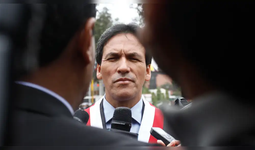 Segundo Tapia acusa persecución política tras denuncia por doble cobro de viáticos