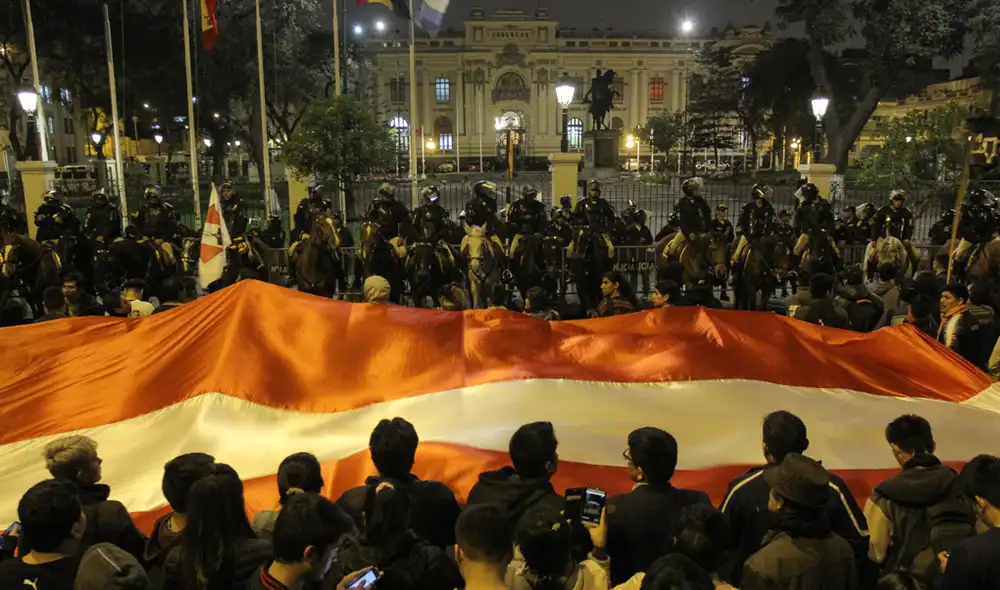 Elecciones 2020: cuatro congresistas disueltos regresan al Parlamento