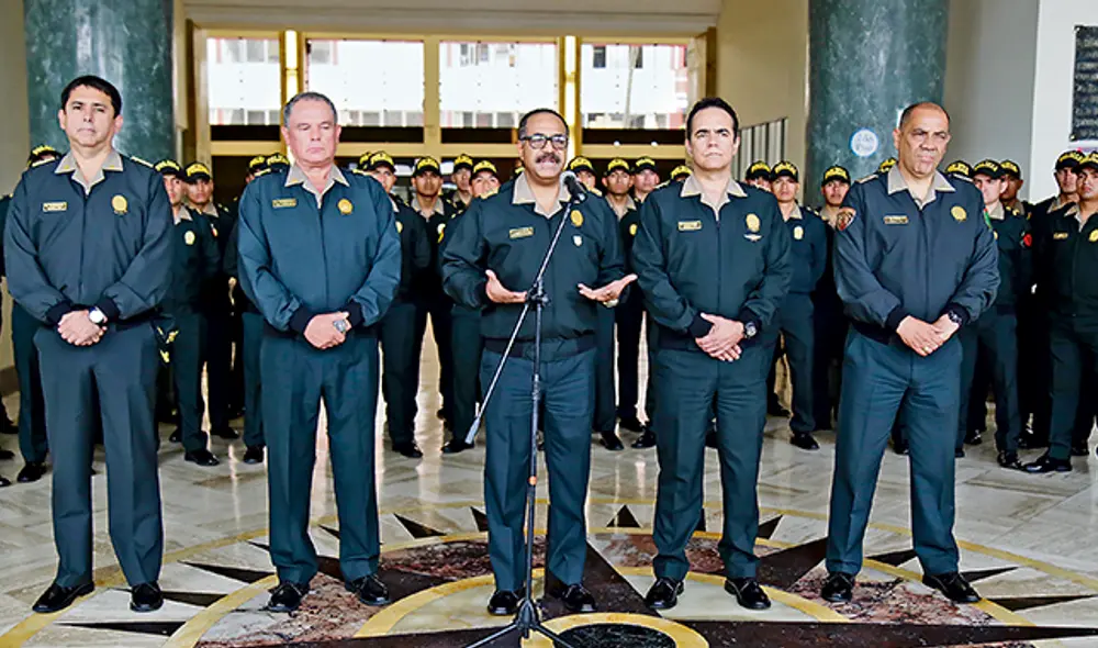 Policía Policía