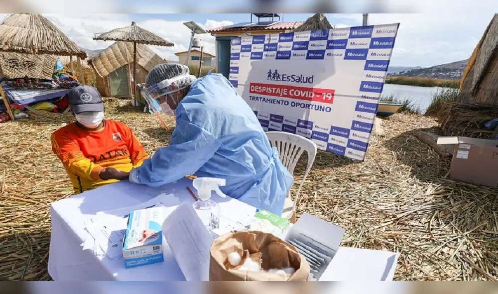 La campaña de tamizaje inició el último viernes en las islas flotantes. Foto: EsSalud. La campaña de tamizaje inició el último viernes en las islas flotantes. Foto: EsSalud.