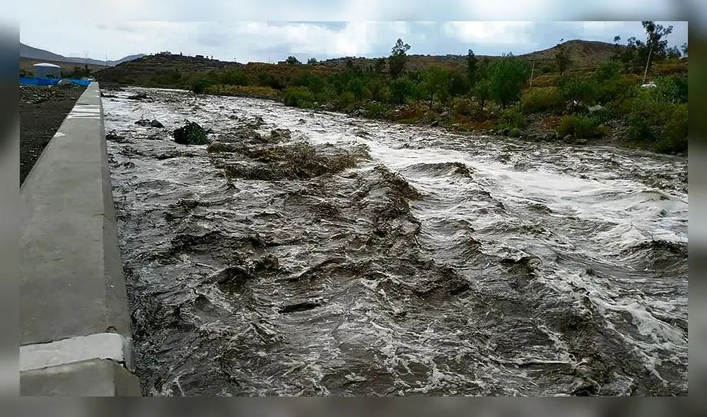 Creció río Yarabamba.