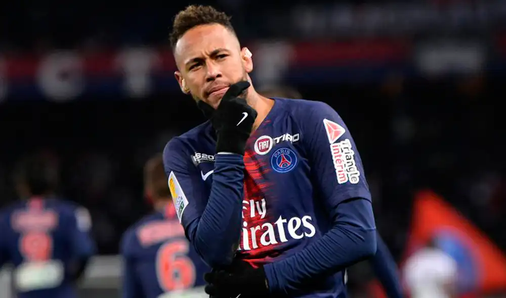 El delantero brasileño causa furor entre sus seguidores al lucir nuevo peinado. (FOTO: AFP).