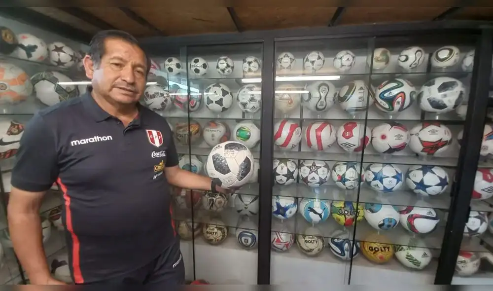 Coleccionista cusqueño, José Díaz, muestra más de 240 balones de fútbol con historia. Foto: La República.