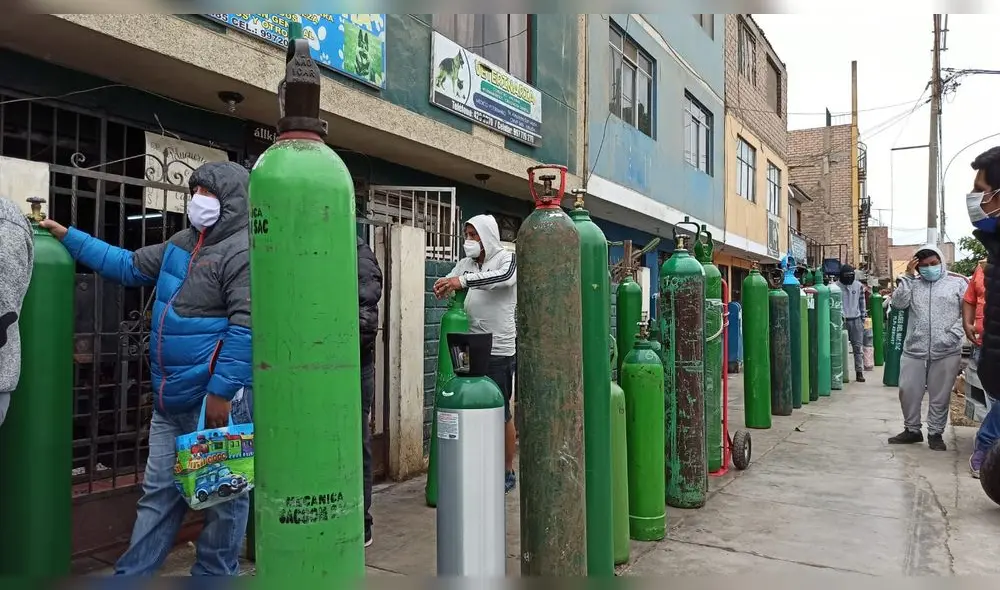 Los balones de oxígeno son altamente demandados por la población en medio de la pandemia.Foto: Deysi Portuguez / GLR-URPI.