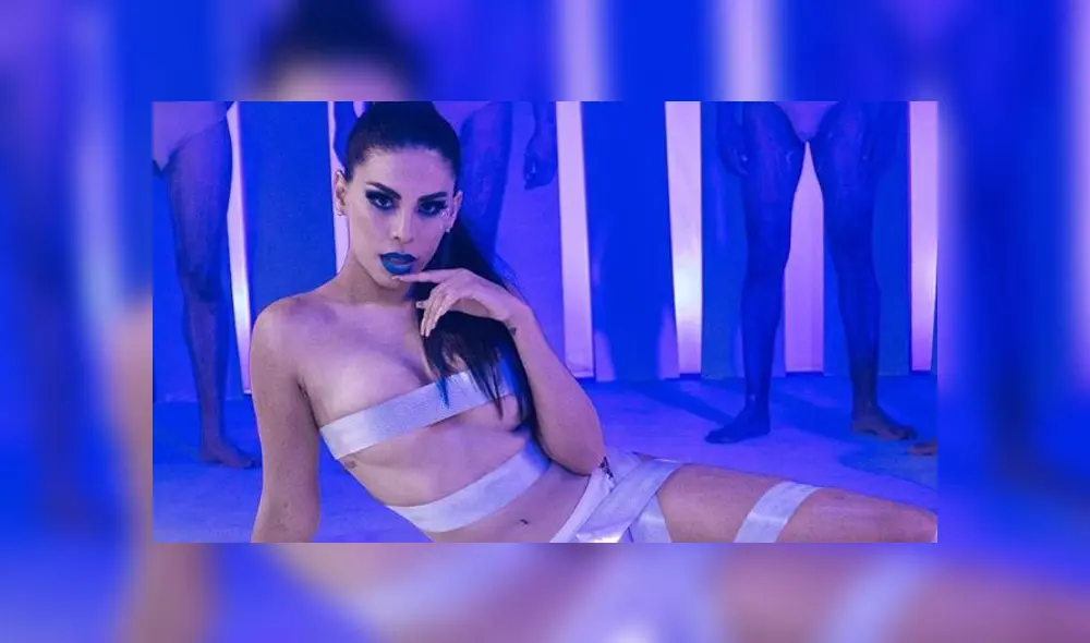 Instagram viral: Stephanie Valenzuela hace twerking en pleno vuelo [VIDEO]